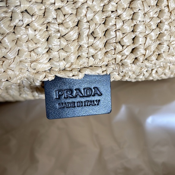 Prada large raffia crochet tote bag, natural - Picture 4 of 11